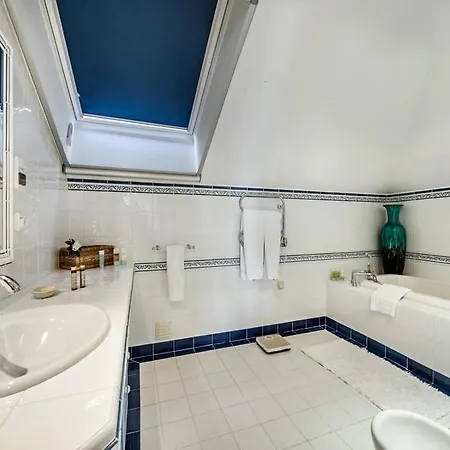 Sleeps 15 With Pool Air Con And Wifi * Quinta do Lago