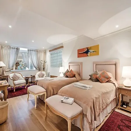 Sleeps 15 With Pool Air Con And Wifi Villa *