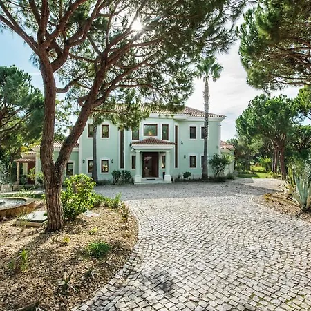 Sleeps 15 With Pool Air Con And Wifi Villa *